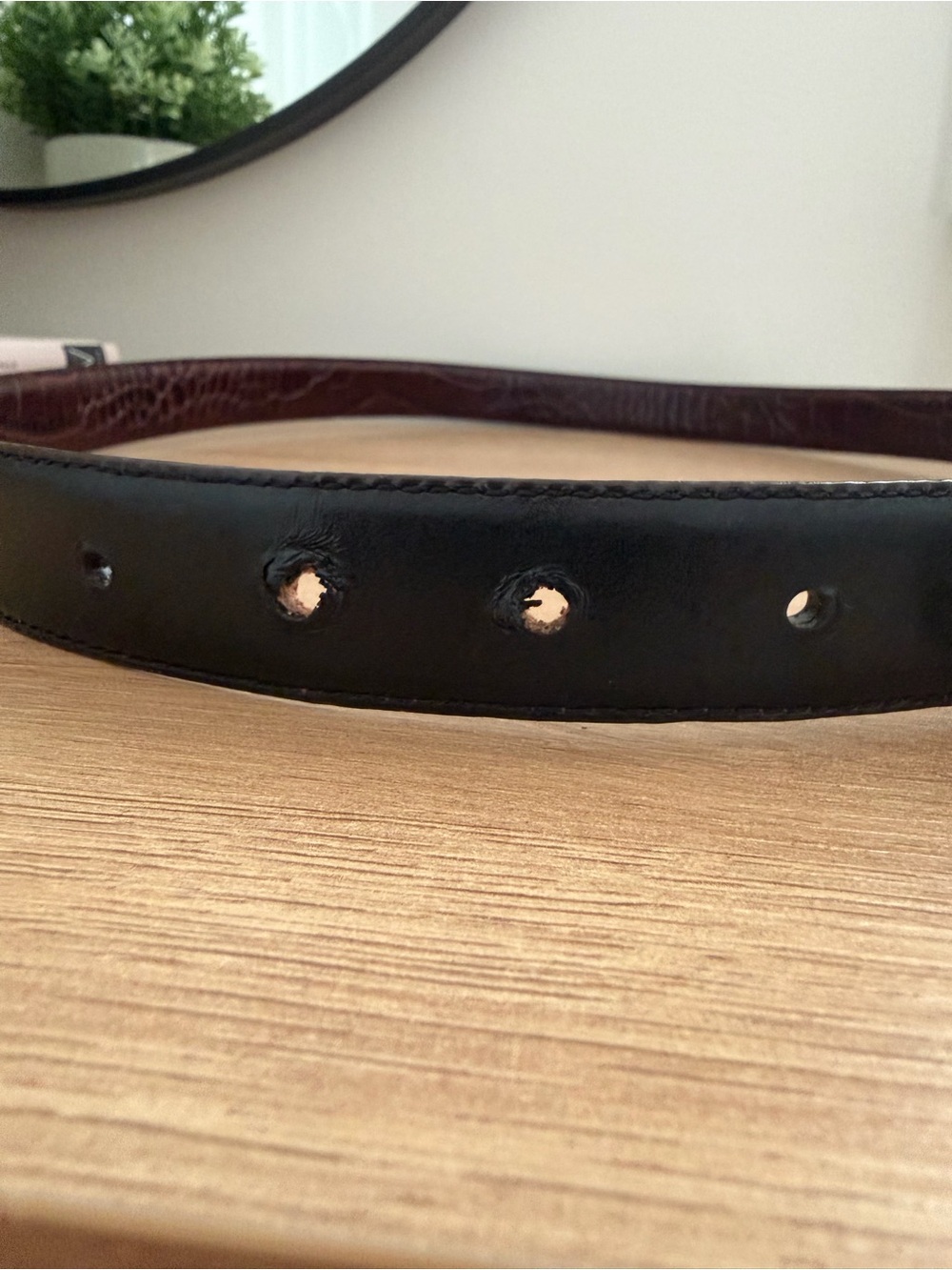 Dior women’s Black Leather Belt with Gold Christian Dior Buckle reversible - Picture 5 of 9